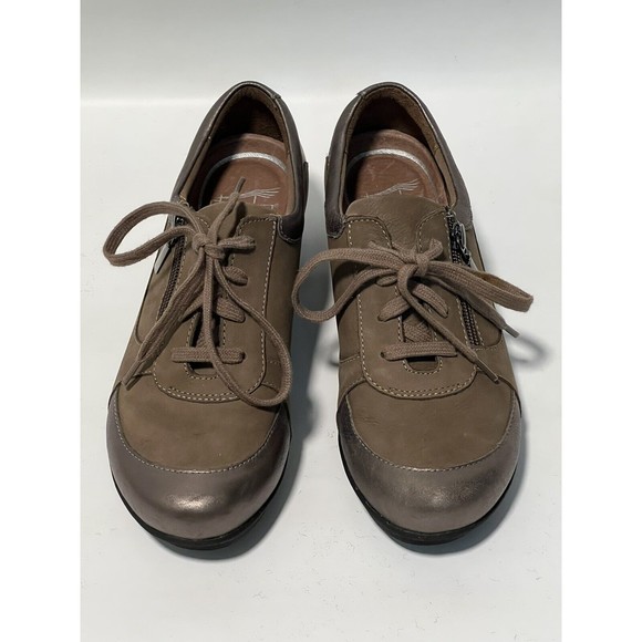 Dansko Size 38 / 7.5 - 8 Brown Leather Sneakers Hiking/walking Comfort Shoes - Picture 2 of 11
